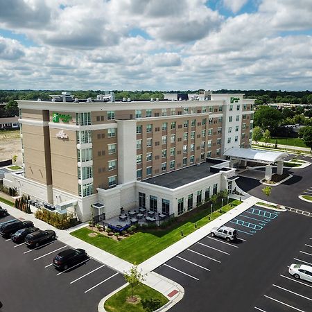 Holiday Inn & Suites - Farmington Hills - Detroit Nw By Ihg Exterior photo