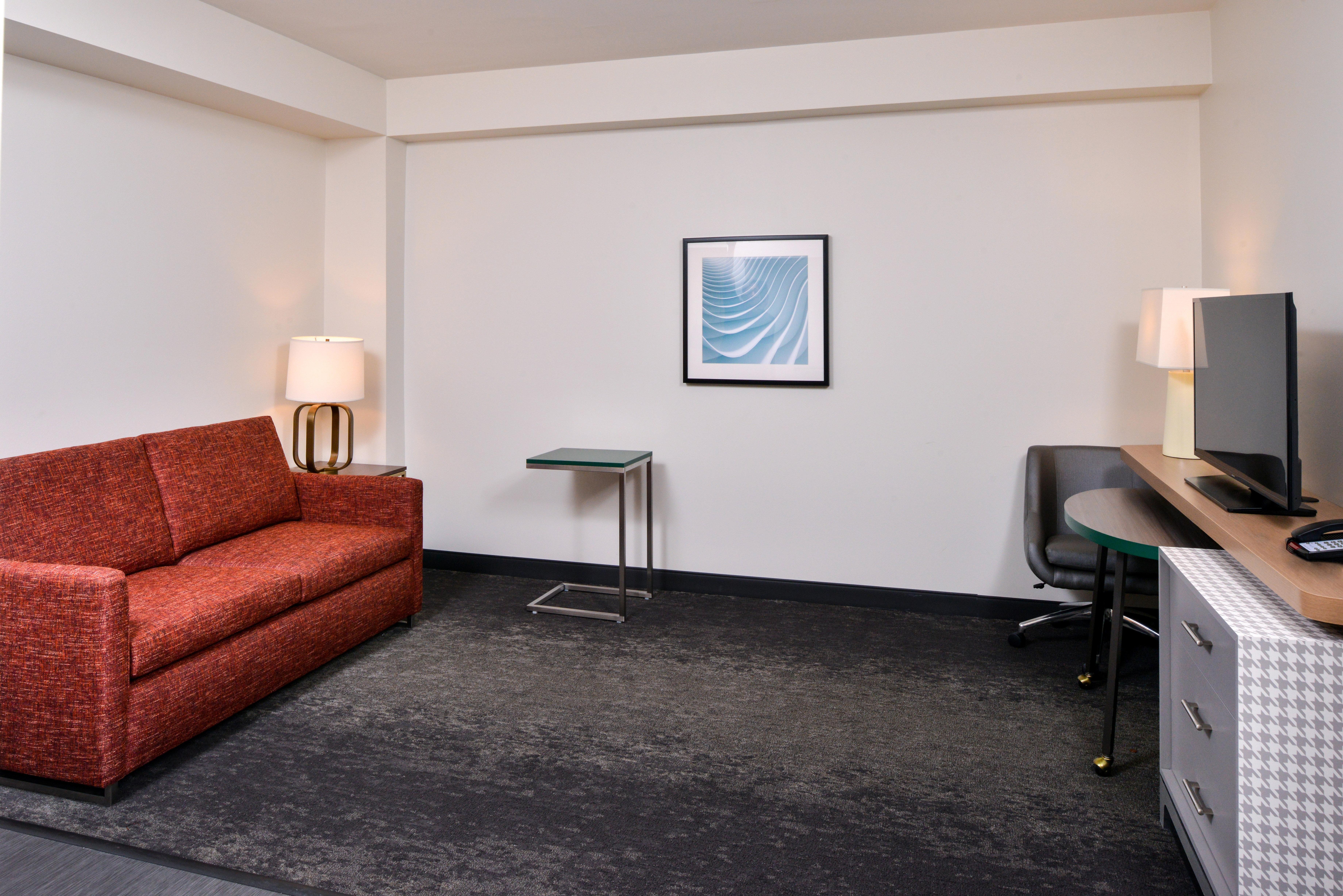 Holiday Inn & Suites - Farmington Hills - Detroit Nw By Ihg Exterior photo